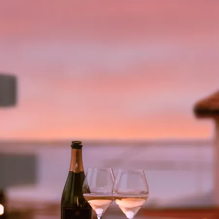 Апартаменты Pink Barbie's House, Domus Lumeras *